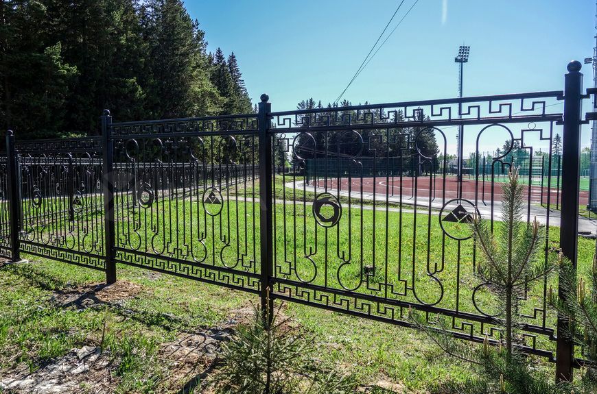 Сварное ограждение для спортивного комплекса МАУ СК «Темп» в г. Ревда