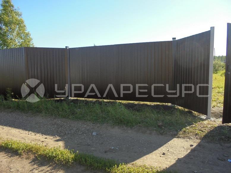 Забор из профлиста в д. Верхнее Дуброво